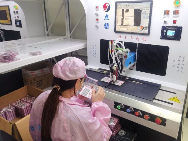 山東小伙電商創業記 拼多多賣假睫毛，單品銷售數百萬單，五年工廠產能激增50倍